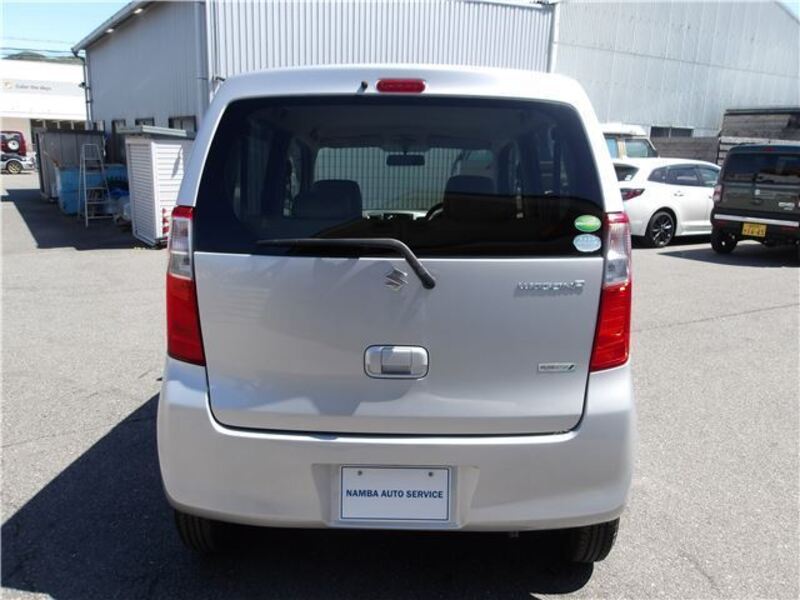 WAGON R