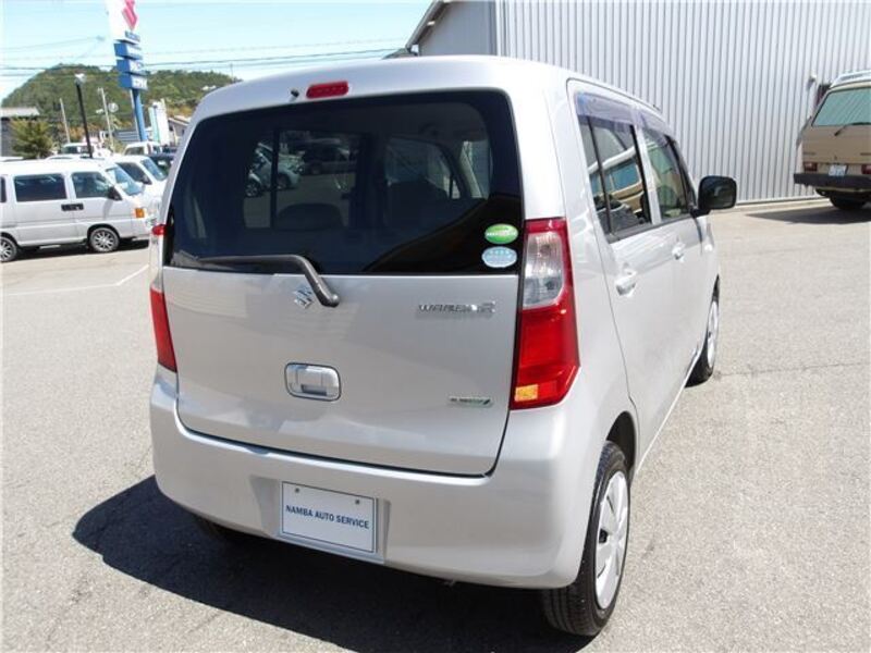 WAGON R