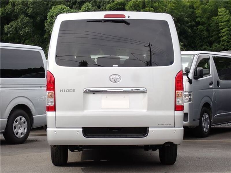 HIACE VAN