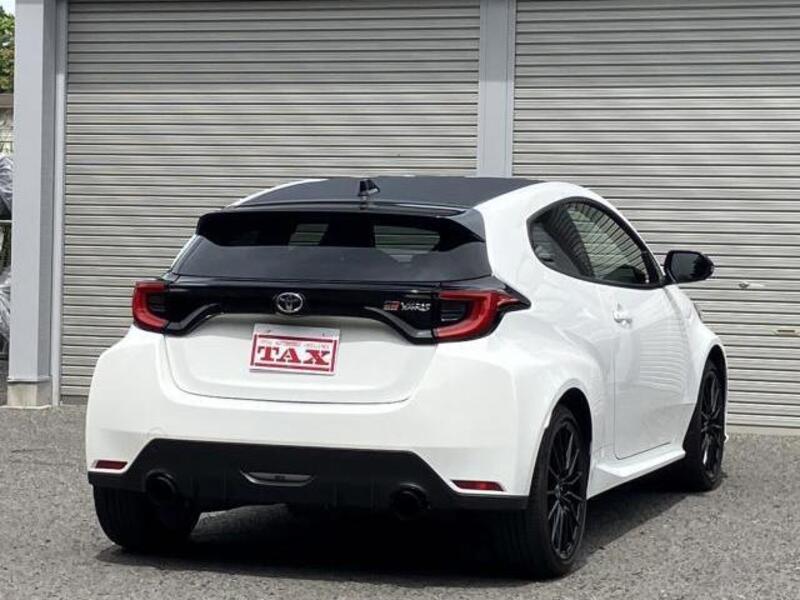 GR YARIS