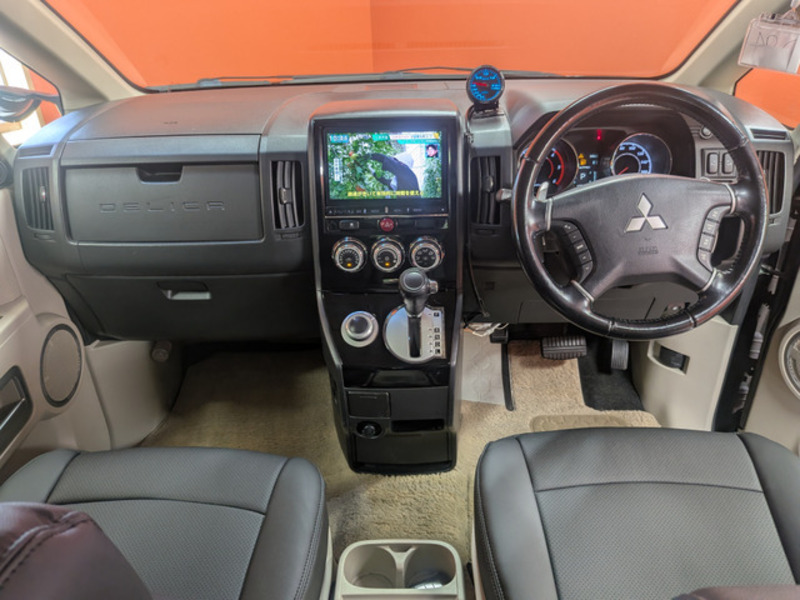 DELICA D5
