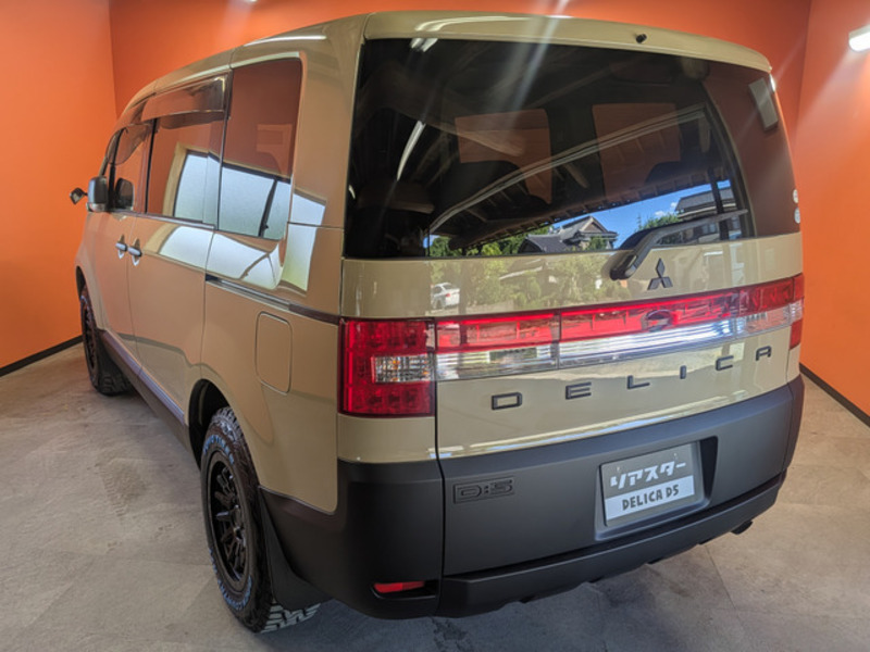 DELICA D5