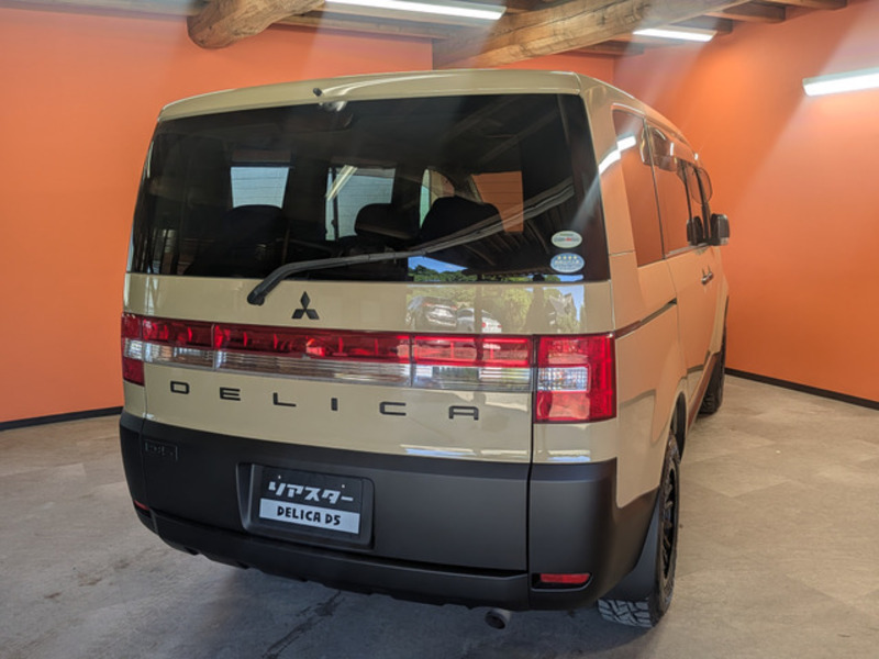 DELICA D5