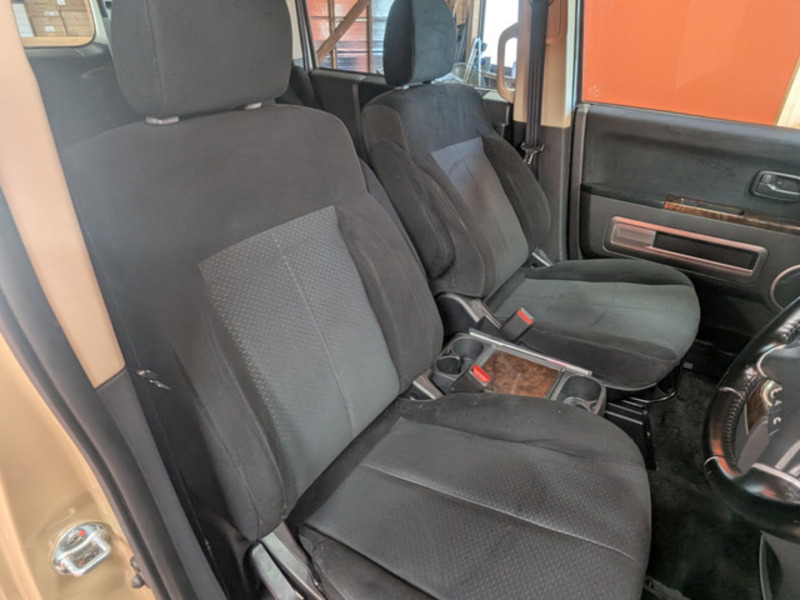 DELICA D5