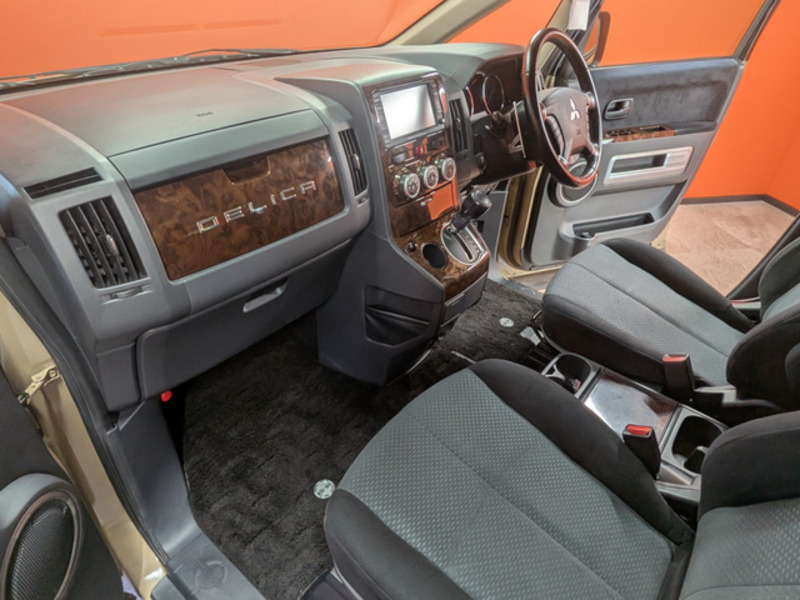 DELICA D5