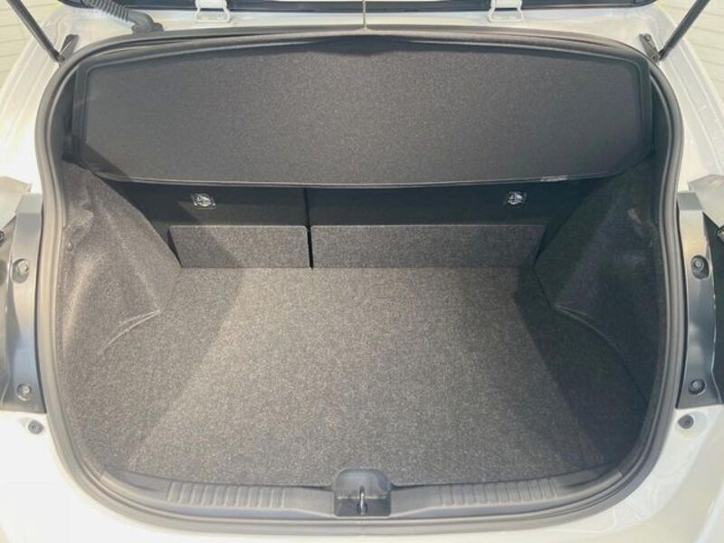 GR YARIS