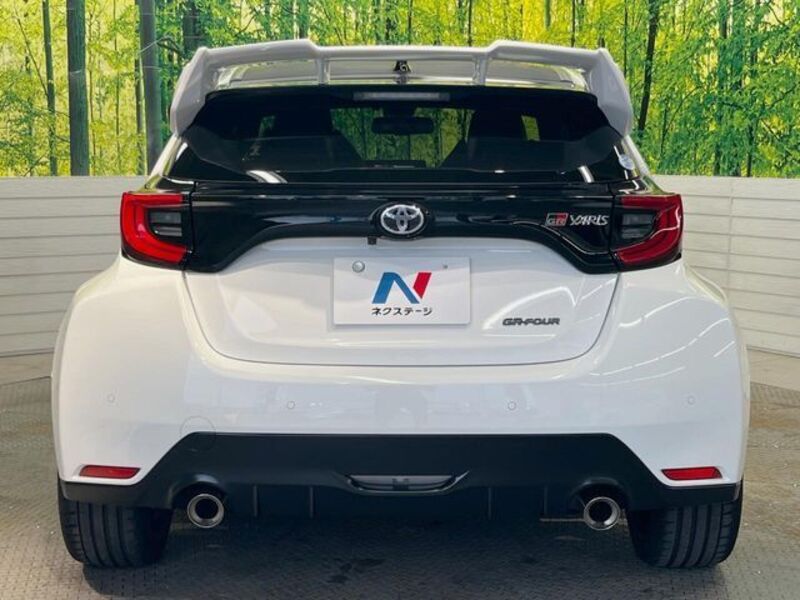 GR YARIS