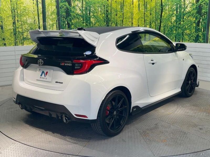 GR YARIS