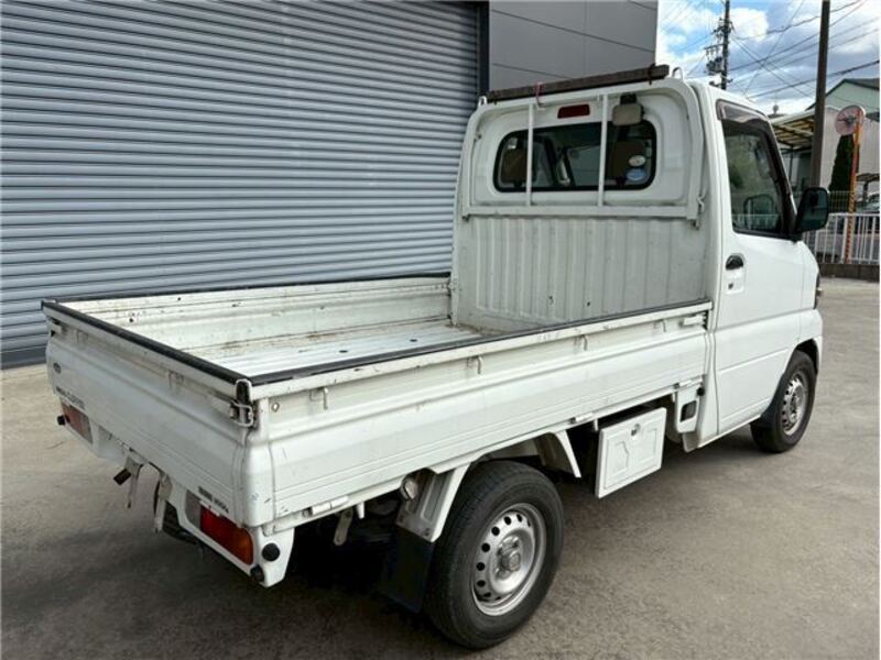 CLIPPER TRUCK