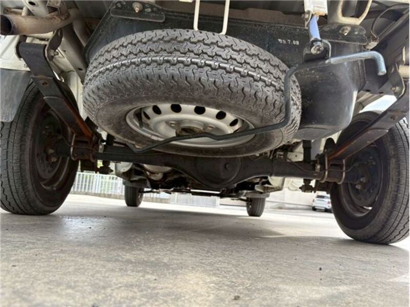 CLIPPER TRUCK