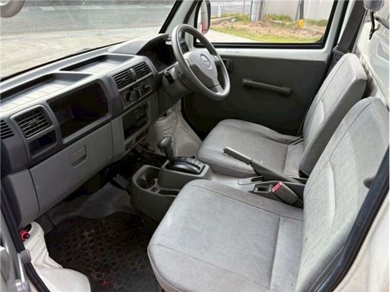 CLIPPER TRUCK