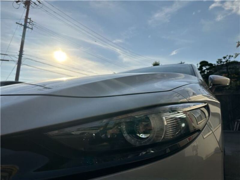 MAZDA3