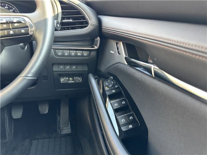 MAZDA3