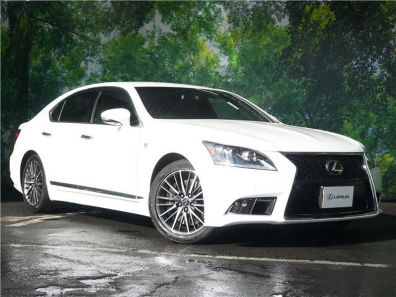 LEXUS LS