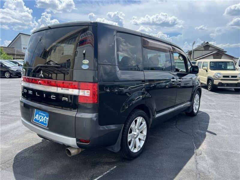 DELICA D5