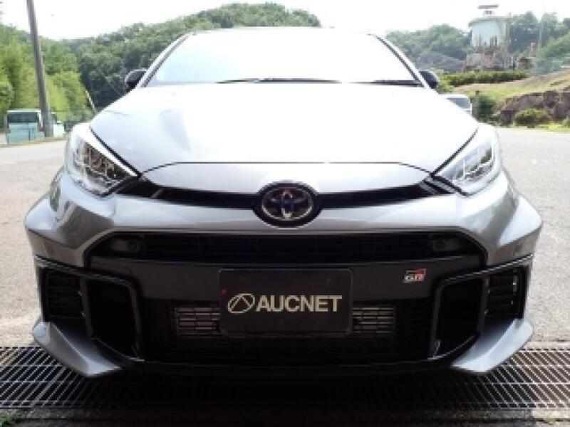 GR YARIS