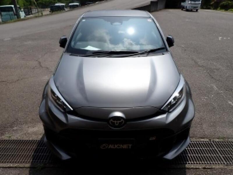 GR YARIS