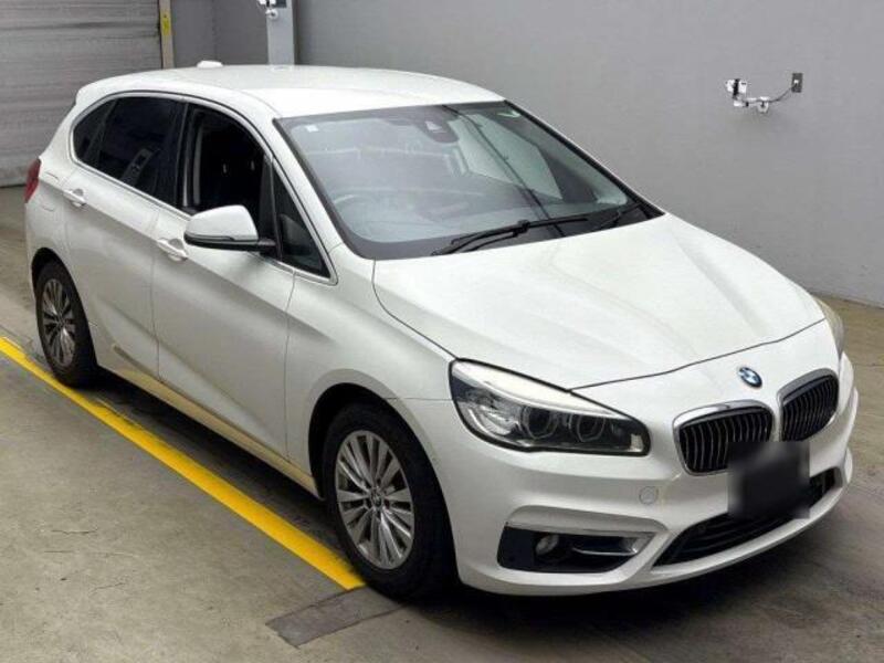 BMW 2 SERIES