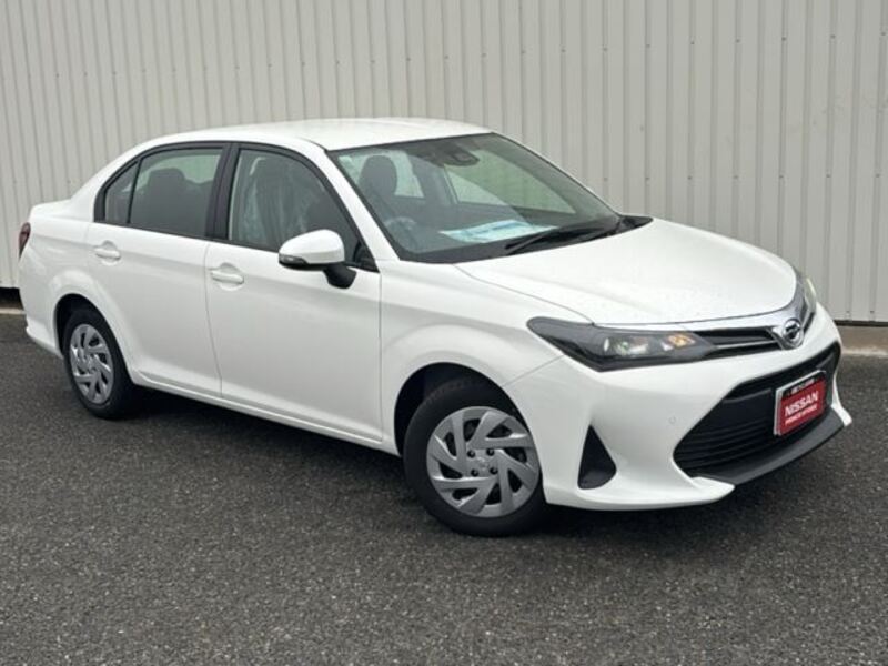 COROLLA AXIO