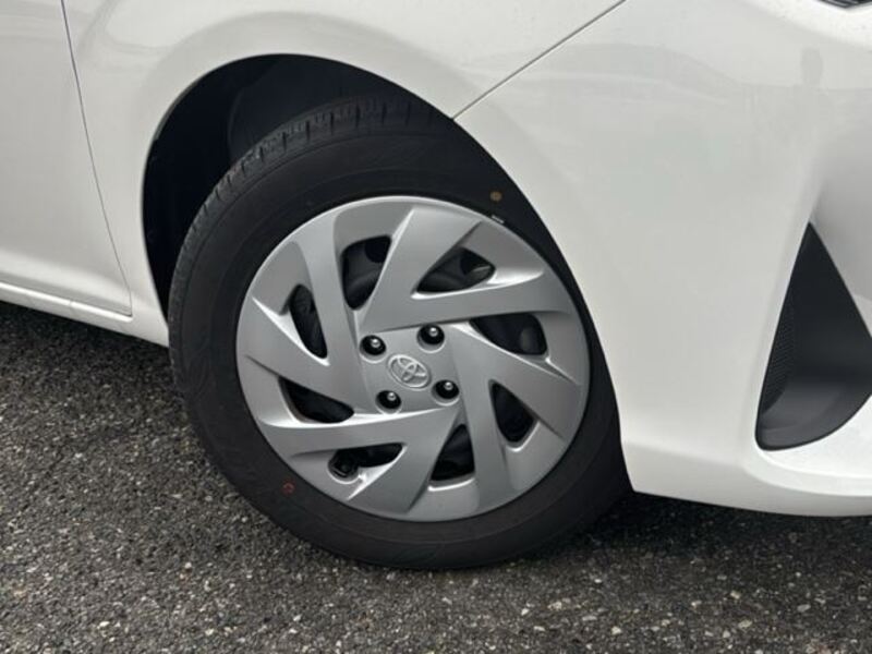 COROLLA AXIO