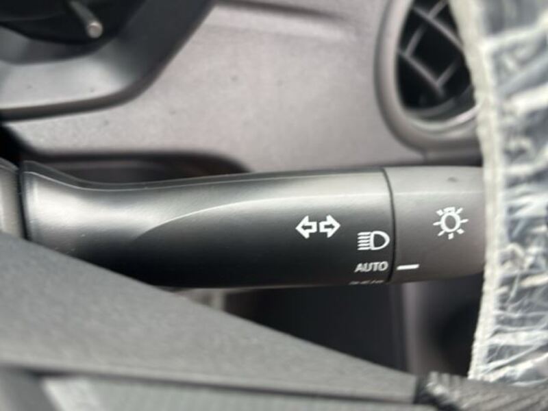 COROLLA AXIO