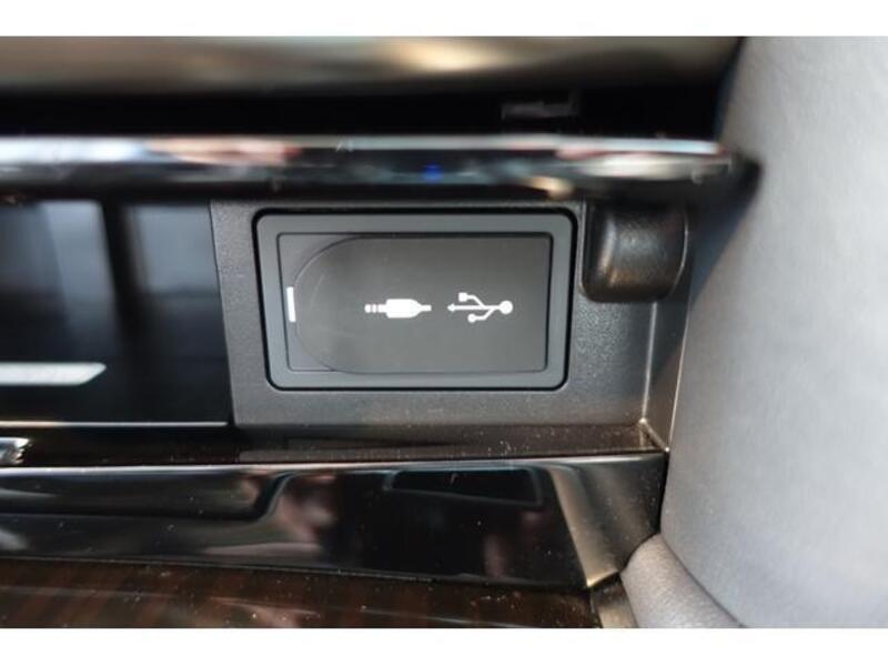 LX