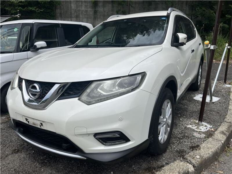 X-TRAIL