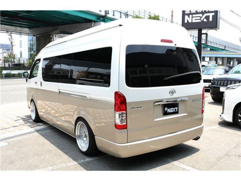 HIACE