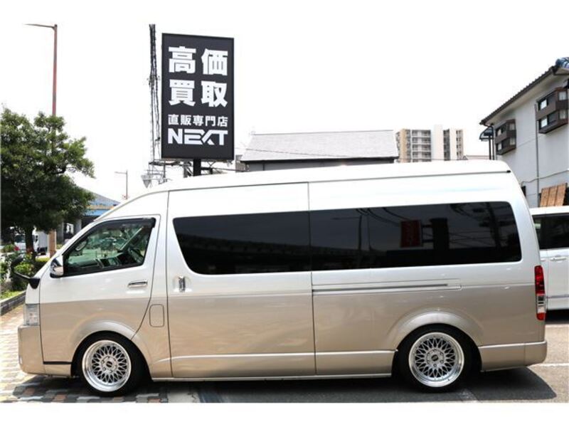 HIACE