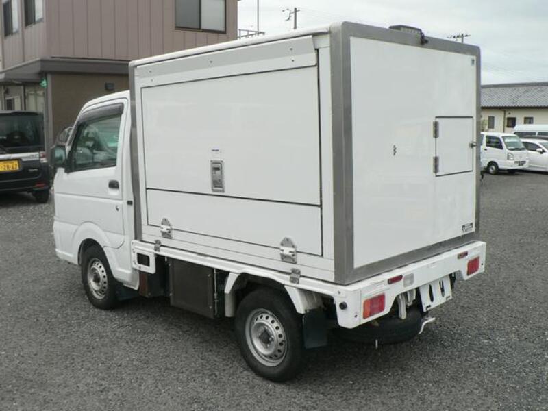CARRY TRUCK