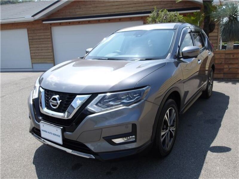 X-TRAIL