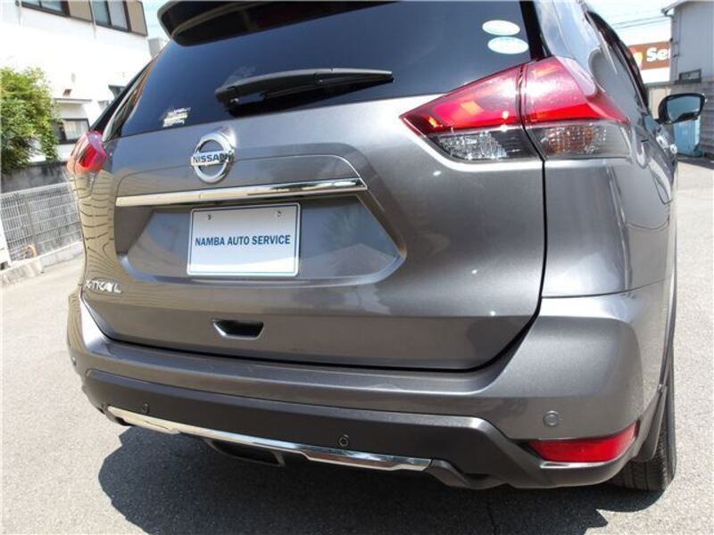 X-TRAIL