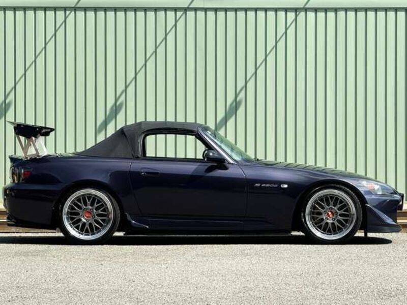 S2000