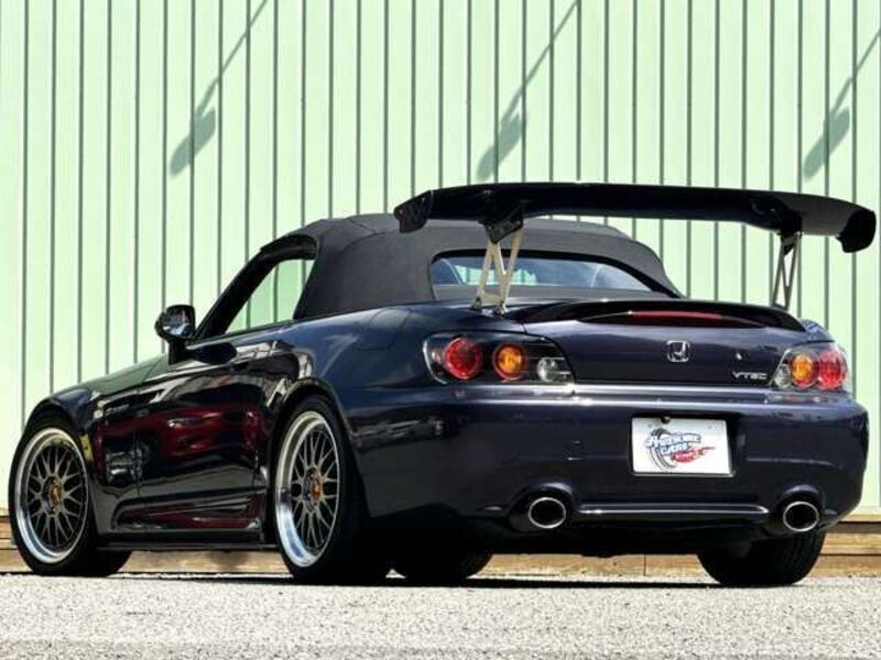 S2000