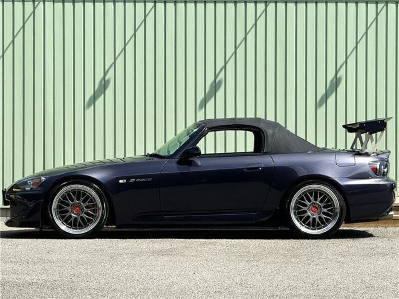 S2000