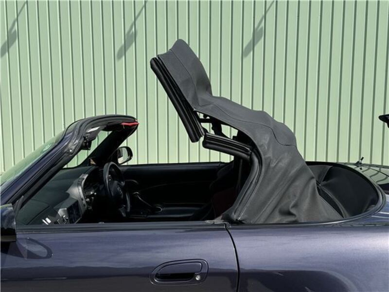 S2000