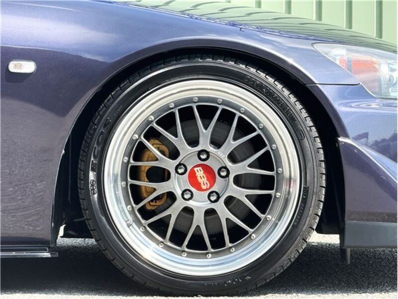 S2000