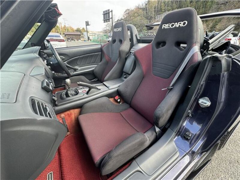 S2000