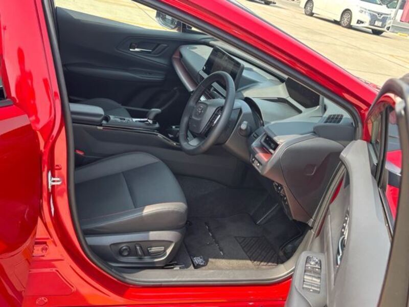 PRIUS PHV