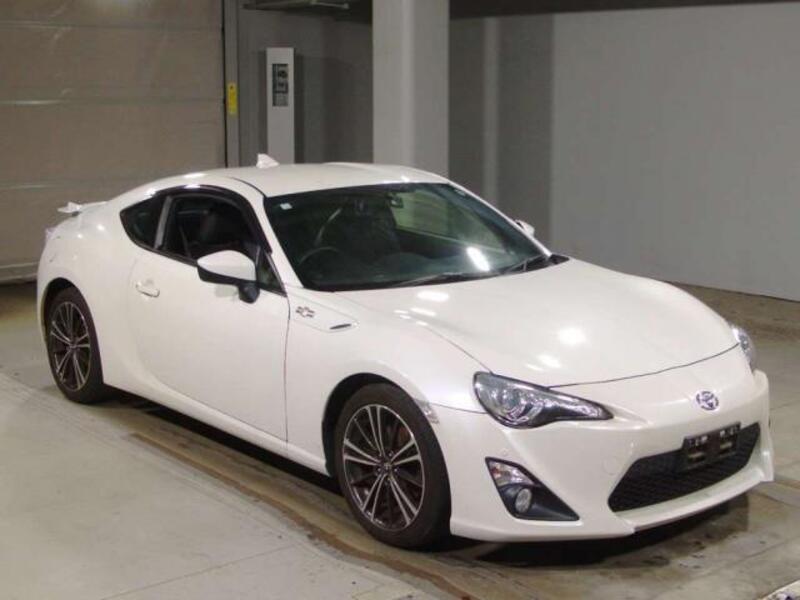 TOYOTA 86