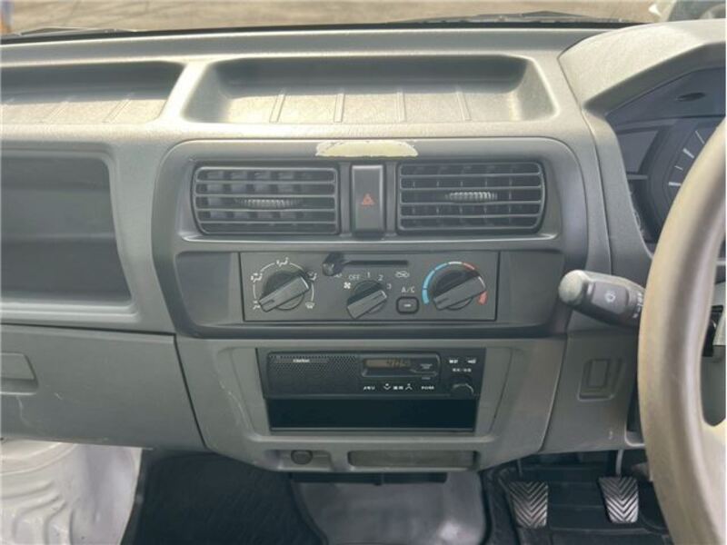 MINICAB TRUCK