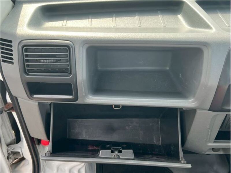 MINICAB TRUCK