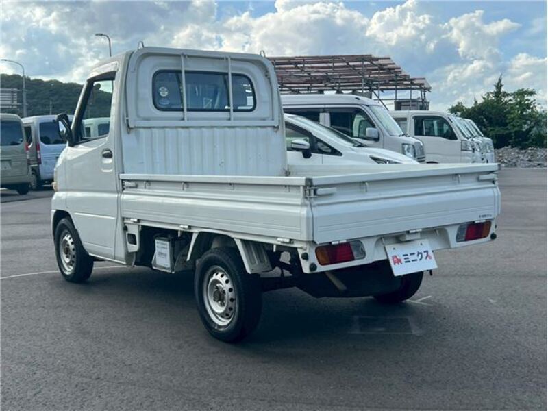 MINICAB TRUCK