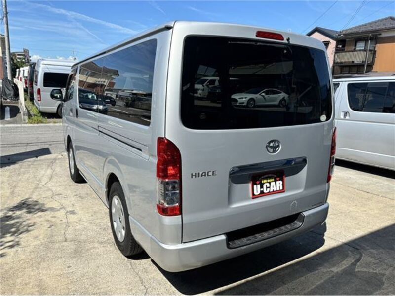 HIACE VAN