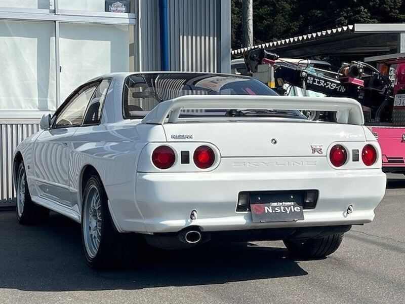 SKYLINE