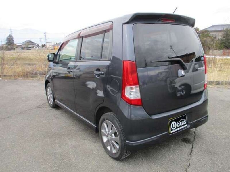 WAGON R