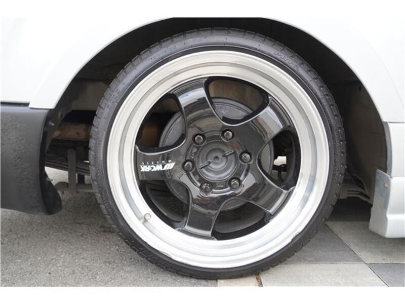 HIACE VAN