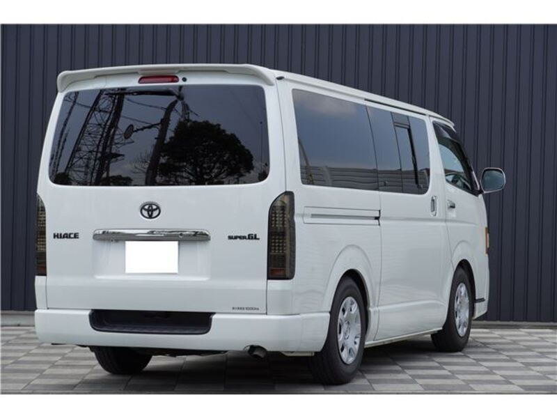 HIACE VAN