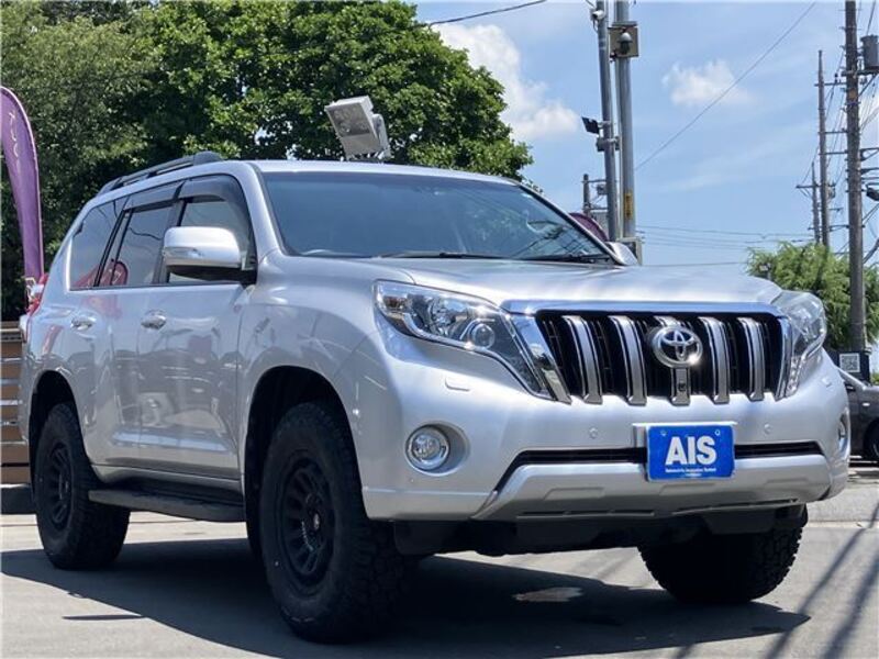 TOYOTA LAND CRUISER PRADO