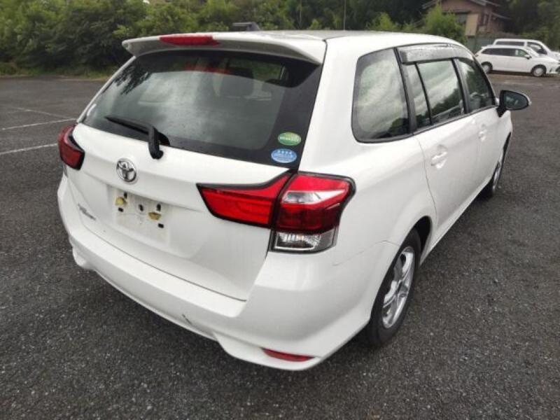 COROLLA FIELDER